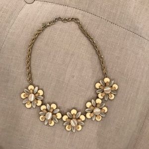 Cream Flower Collar Necklace